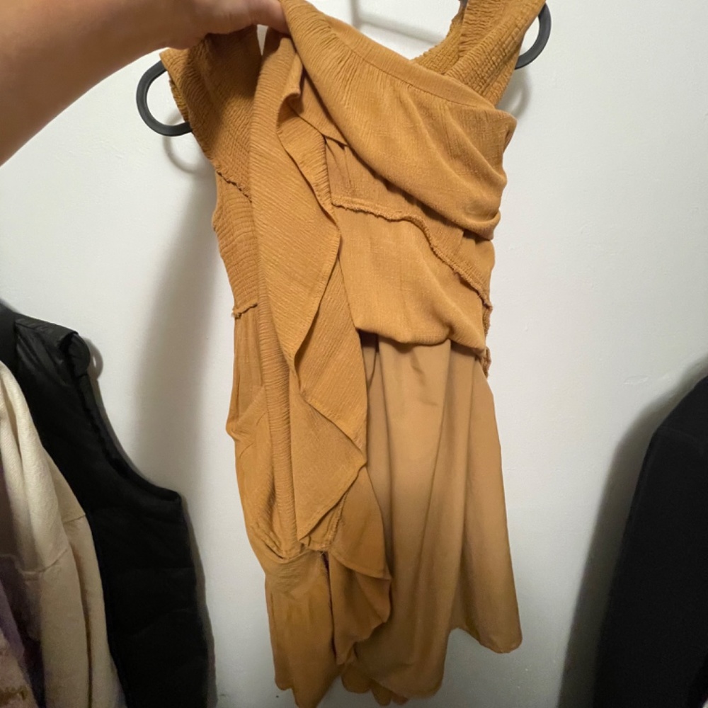 Dress - Picture 2 of 8